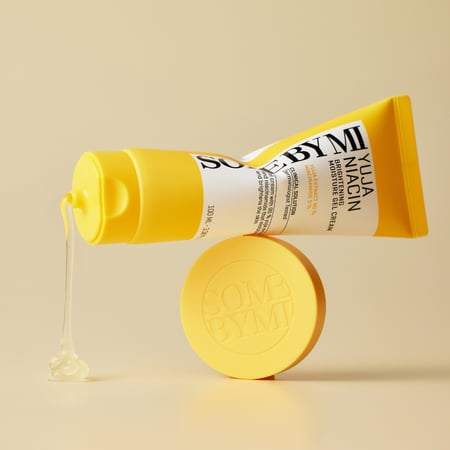 جل يوجا نياسين للترطيب والتفتيح