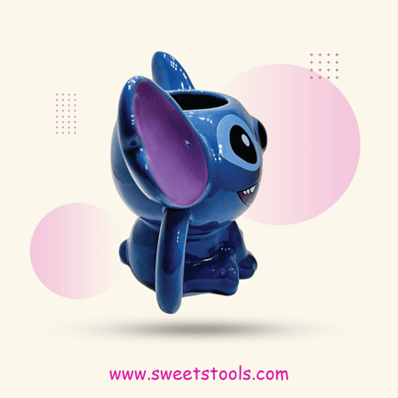 كوب ستيتش من زاوية مائلة يظهر ملامح الوجه الطريفة