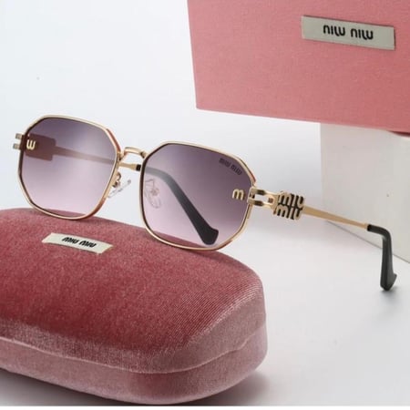 نظارات ميو ميو Miu Miu