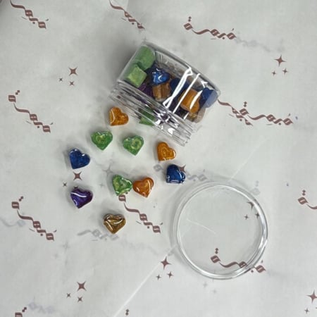 مُستكة مُعطر بروائح مُتعدده