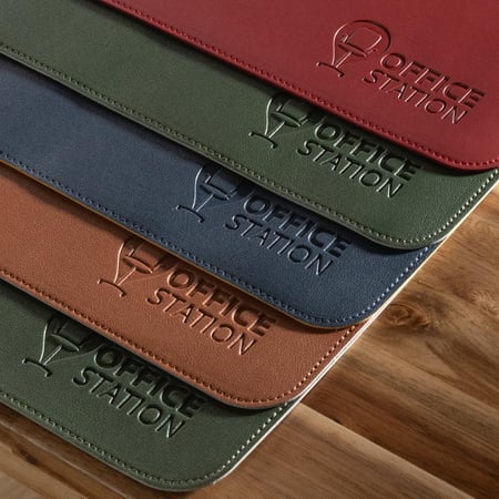 وسادة مكتب جلدية