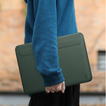 شنطة لابتوب + مجانًا كفر سماعة وسلسلة