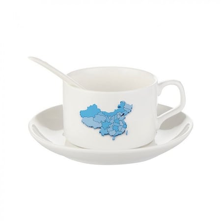 كوب ابيض مع صحن وملعقة