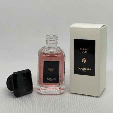 عطر تشيري عود الجديد  سكب  GUERLAIN | CHERRY OUD 10ML قيرلان