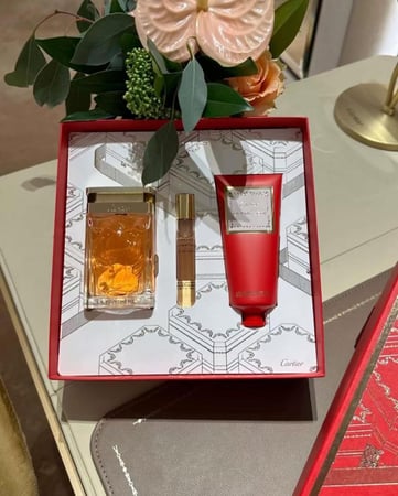 بوكس عطر لاپانتير من كارتييه مع لوشن