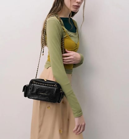 شنطة ديو كروس من تشارلز اند كيث