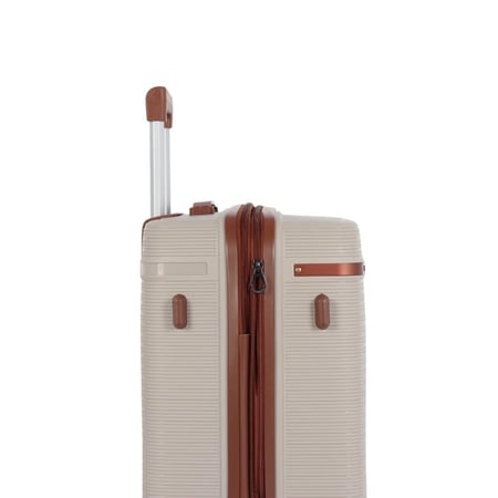 طقم حقائب سفر 3 قطع ضد الكسر و كفرات 360 درجة وتصميم  عصري