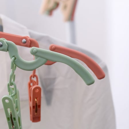 علاقة ملابس، قابلة للطي