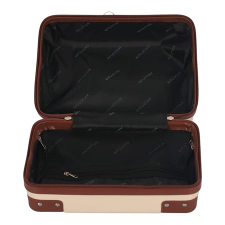 طقم حقائب سفر كلاسيكي فاخر - 4 قطع - مصمم ليجمع بين سحر الماضي وراحة الحاضر