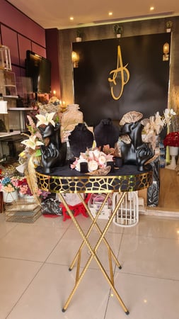 طاولة شبكة الفخامة .