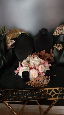 طاولة شبكة الفخامة .