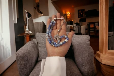 سبحة حجر طبيعي  Azotic Topaz