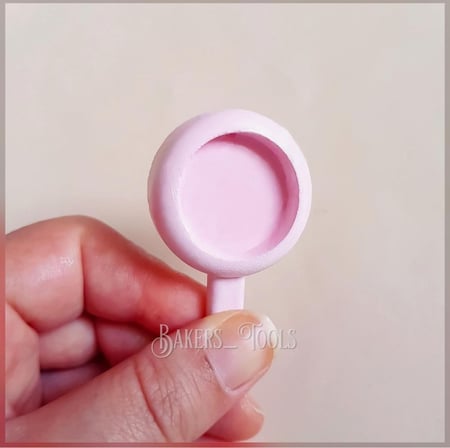 E194 برواز دائري ساده مع مسكه يد ٦ فتحات