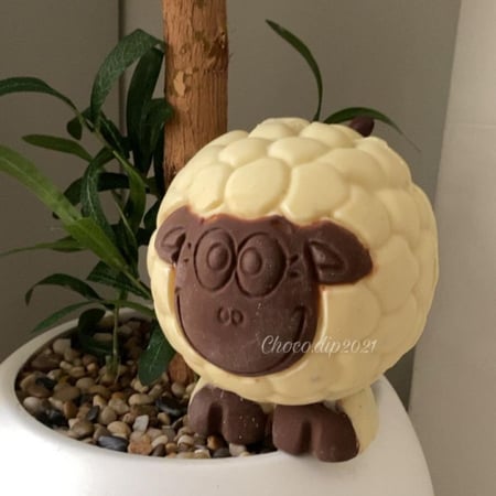 خاروف المفاجئات العملاق