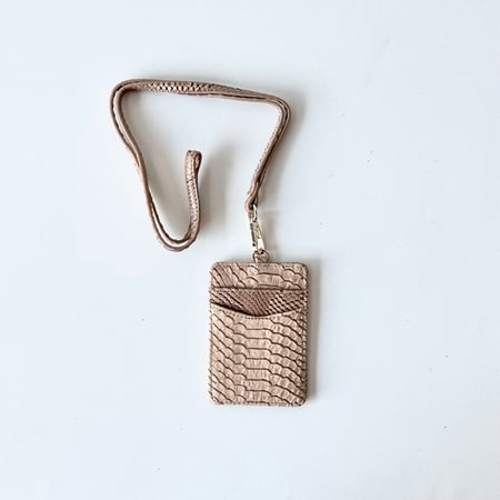 ID HOLDER ️