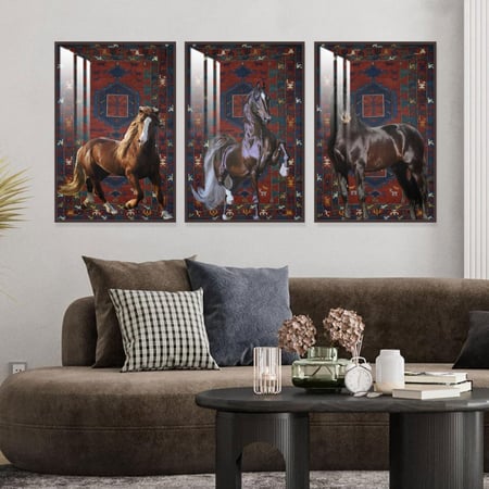 ثلاث لوحات جدارية مع برواز واكريلك شفاف بتصميم حصان
