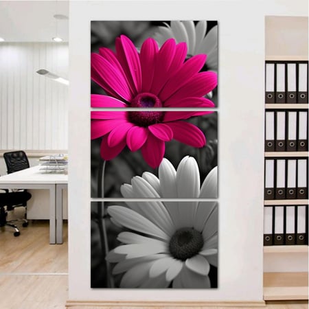 ثلاث لوحات قماشية بتصميم ورود