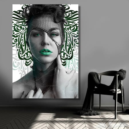 لوحة قماشية مودرن بتصميم فن الخط العربي