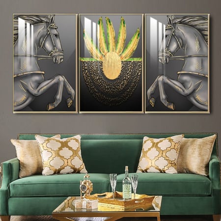 ثلاث لوحات جدارية مع برواز واكريلك شفاف