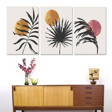 ثلاث لوحات قماشية مودرن