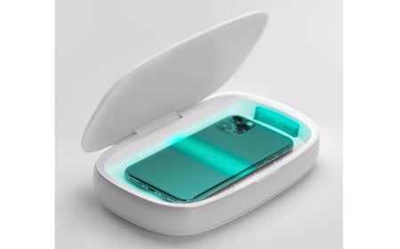 جهاز تعقيم و شاحن لاسلكي من MOMAX