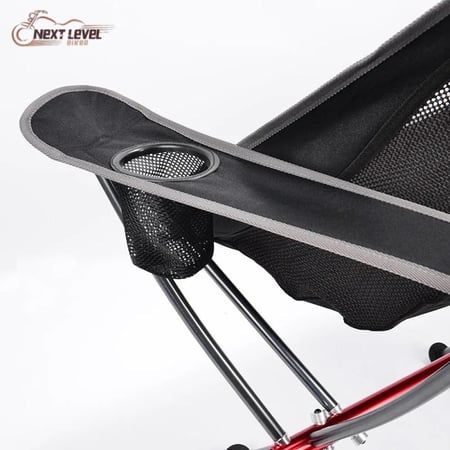 كرسي رحلات مع مساند للذراعين