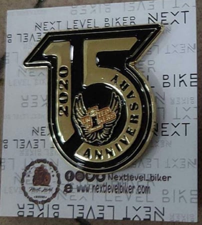 بروش / Pin فريق المتحدون