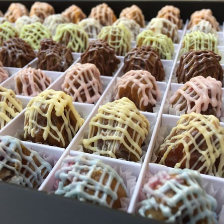 بوكس كبير  تمر سكري ميني محشي بوكس 91 حبة