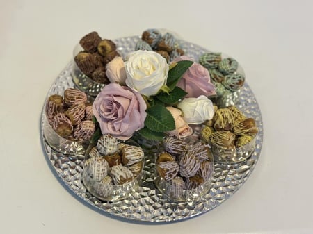 صينية تمر سكري ميني محشي فيها اكثر من  70حبة