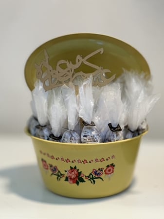 قدر شعبي كيلو 50 حبة تمر سكري محشي ومغلف كل حبة