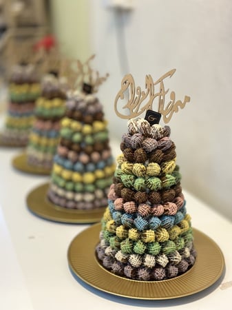 هرم تمر سكري ميني محشي اكثر من ١٥٠ حبه ( غير قابل لشحن فقط الرياض)