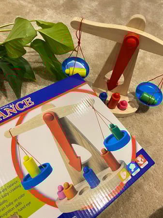 الميزان الخشبي