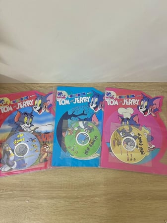نادر جدا/ مجموعة كتب تلوين توم وجيري مع VCD توم وجيري اصدار2007