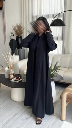 موديل شكل  هندسي مربعات من نفس القماش حرير ياباني