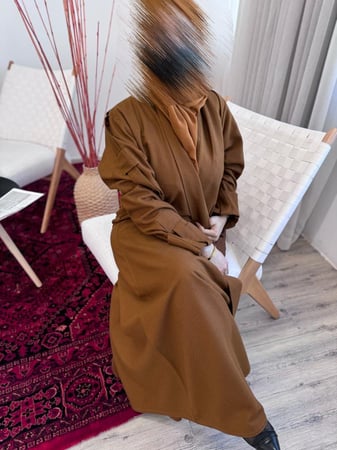 صوف بتصميم  هندسي خاص بالمصممة ميرا