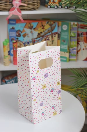 كيس توزيعات فارغ عدد 1 اختر اللون