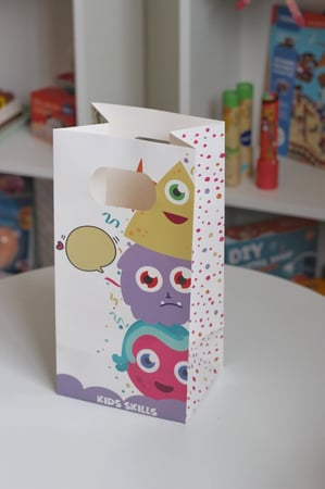 كيس توزيعات فارغ عدد 1 اختر اللون