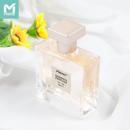 عطر جوديس اصفر