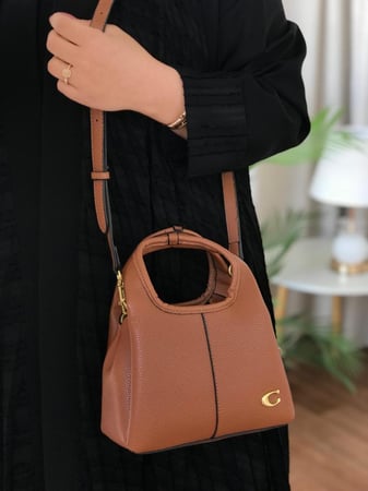 كوتش لانا