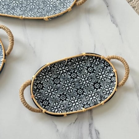 صينية تقديم معدن مميزة