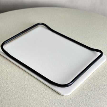 صينية تقديم بطبقة جلد