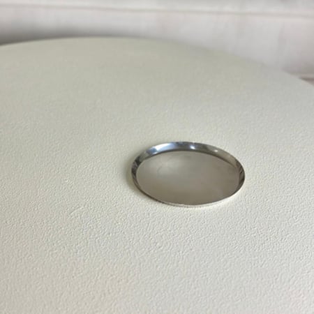 تقديمة معدن مميزة