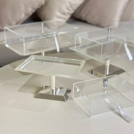 تقديمة مميزة بغطاء اكريلك