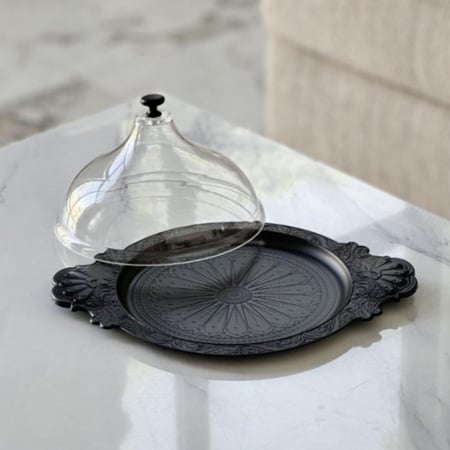 تقديمة معدن بغطاء اكريلك