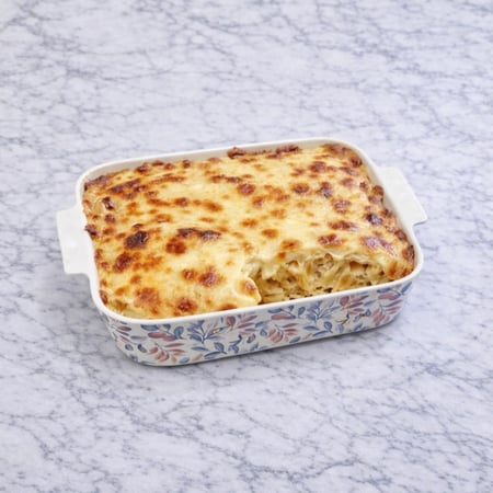 صينية فرن بنقش مميز