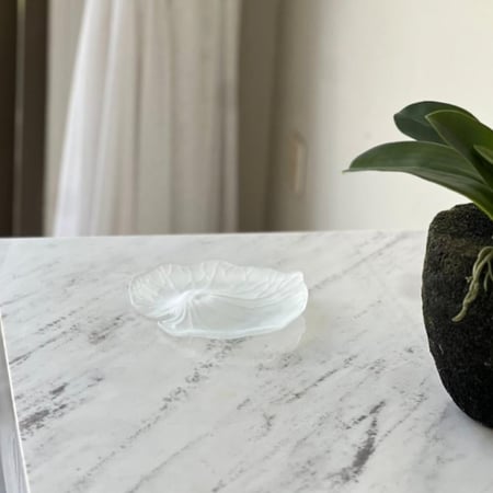 صحن تقديم زجاج ثلجي