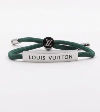 اسورة Lv رجالية