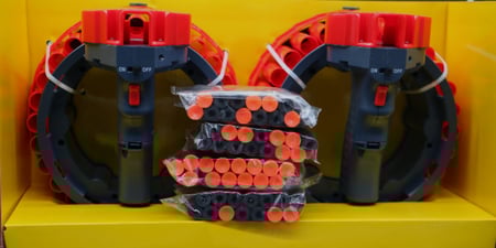 مسدس سفنج علبة