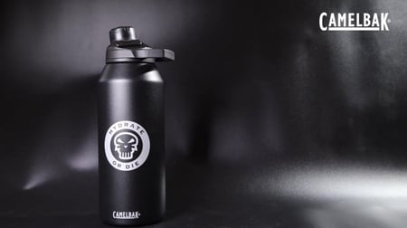 مطارة ماء اميركية  Hydrate or Die - مطارة تكتيكية سوداء