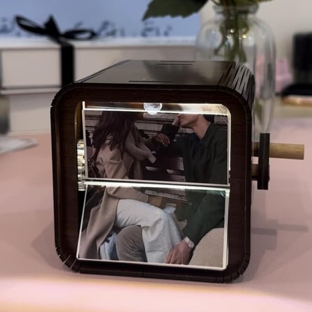 صندوق اللحظات السعيدة